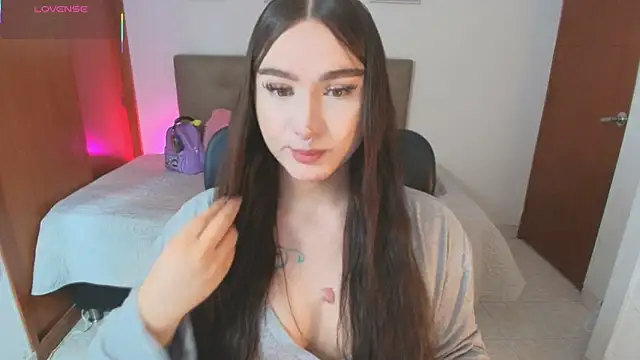 Miley Baker online show from 17, 4, 2026