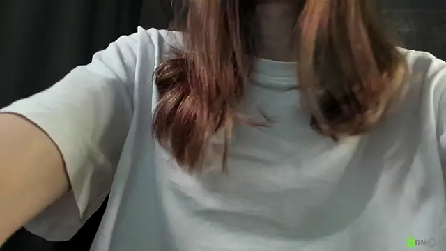 Courtney Luv online show from 17, 12, 2025