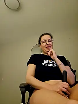 Snapshot of RebeccaXO_ chatting on 7, 2, 2025 RebeccaXO online show from 7, 2, 2025