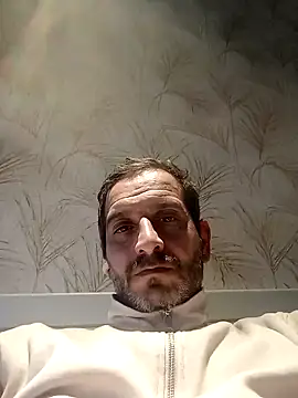 Snapshot of maxbigol chatting on 3, 12, 2024 maxbigol online show from 3, 12, 2024