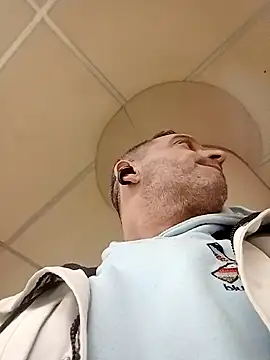 Snapshot of maxbigol chatting on 9, 12, 2024 maxbigol online show from 9, 12, 2024