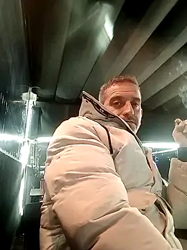 Snapshot of maxbigol chatting on 12, 12, 2024 maxbigol online show from 12, 12, 2024