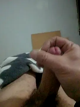 Snapshot of maxbigol chatting on 17, 12, 2024 maxbigol online show from 17, 12, 2024