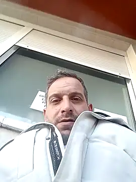 Snapshot of maxbigol chatting on 3, 2, 2025 maxbigol online show from 3, 2, 2025