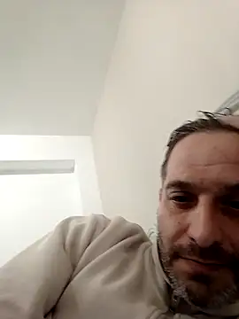 Snapshot of maxbigol chatting on 5, 2, 2025 maxbigol online show from 5, 2, 2025