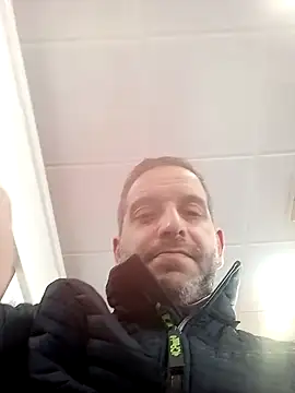 Snapshot of maxbigol chatting on 6, 2, 2025 maxbigol online show from 6, 2, 2025