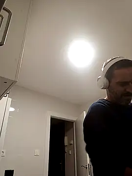 Snapshot of maxbigol chatting on 27, 10, 2025 maxbigol online show from 27, 10, 2025