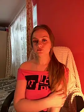 Snapshot of SophiaSweet_ chatting on 8, 3, 2026 SophiaSweet online show from 8, 3, 2026