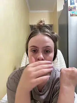 Snapshot of SophiaSweet_ chatting on 24, 4, 2026 SophiaSweet online show from 24, 4, 2026