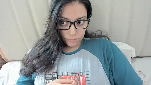 Snapshot of roniewester chatting on 19, 9, 2025 roniewester online show from 19, 9, 2025