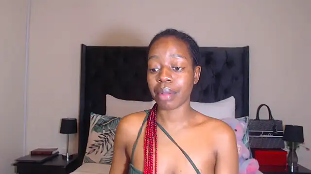 Sexynaughty Gal online show from 1, 1, 2025