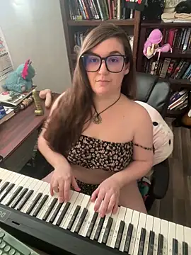 Snapshot of Adobe_Angel chatting on 4, 2, 2026 Adobe Angel online show from 4, 2, 2026