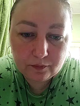 Rini333 online show from 28, 9, 2025