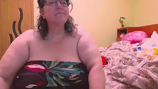 Snapshot of HugeTits chatting on 25, 11, 2025 HugeTits online show from 25, 11, 2025