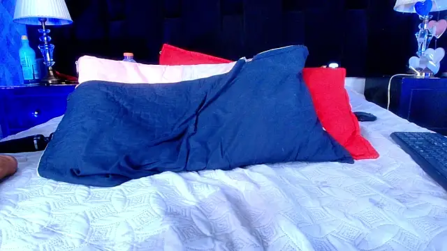 shelsyloreds online show from 24, 2, 2025