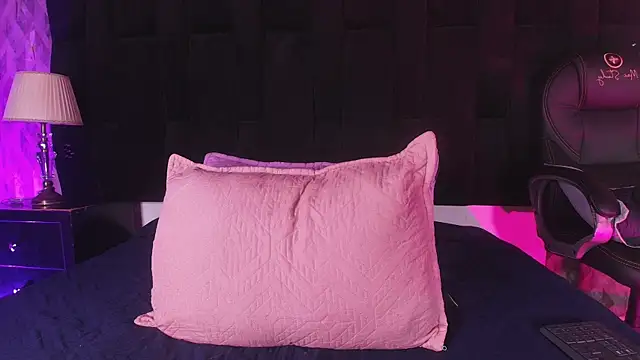 shelsyloreds online show from 2, 10, 2025