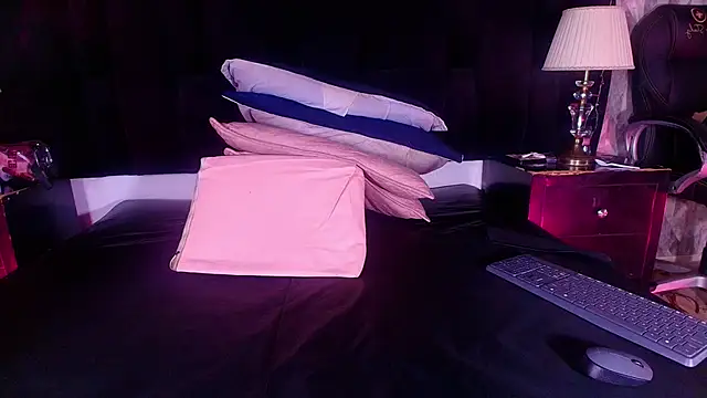 shelsyloreds online show from 6, 11, 2025