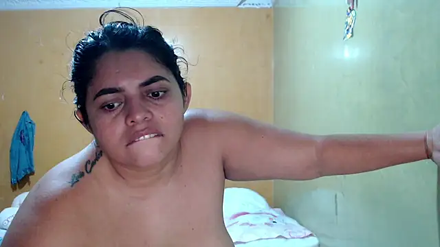 Snapshot of yulieth_bbw chatting on 23, 12, 2025 yulieth bbw online show from 23, 12, 2025