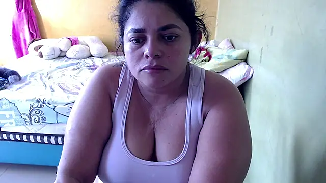 Snapshot of yulieth_bbw chatting on 9, 1, 2026 yulieth bbw online show from 9, 1, 2026