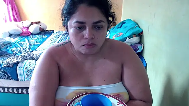 Snapshot of yulieth_bbw chatting on 11, 1, 2026 yulieth bbw online show from 11, 1, 2026