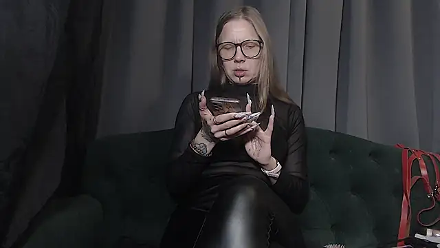 Snapshot of alexandra_zaryanova chatting on 25, 4, 2026 alexandra zaryanova online show from 25, 4, 2026