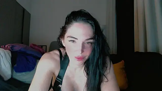 Snapshot of BlakeBexley chatting on 28, 11, 2025 BlakeBexley online show from 28, 11, 2025