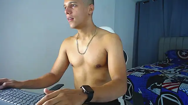 Snapshot of DavidAngell7 chatting on 26, 12, 2024 DavidAngell7 online show from 26, 12, 2024