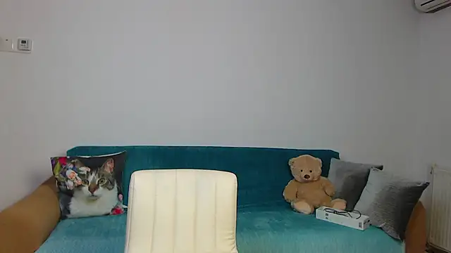 SaraDaisy online show from 4, 12, 2024