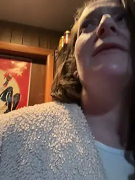 Mini And The Bear online show from 16, 4, 2026