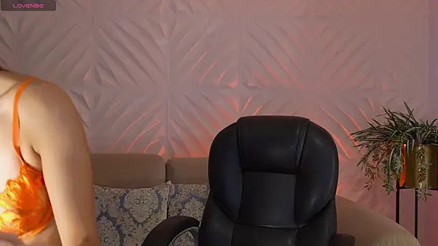 NaomiSainz online show from 18, 3, 2026