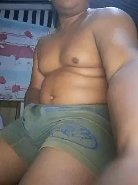 Snapshot of Efrain2090 chatting on 1, 3, 2025 Efrain2090 online show from 1, 3, 2025