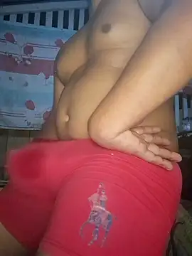 Snapshot of Efrain2090 chatting on 5, 3, 2025 Efrain2090 online show from 5, 3, 2025