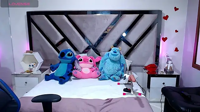 Snapshot of lady_Ary_xx chatting on 1, 1, 2025 lady Ary xx online show from 1, 1, 2025