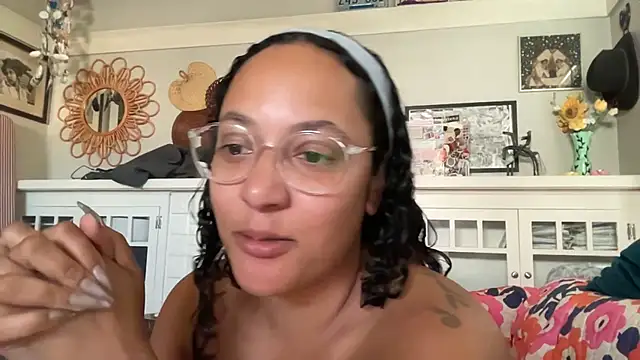 Snapshot of dreamyriri chatting on 12, 3, 2026 dreamyriri online show from 12, 3, 2026
