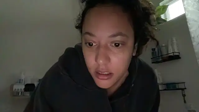 Snapshot of dreamyriri chatting on 14, 3, 2026 dreamyriri online show from 14, 3, 2026