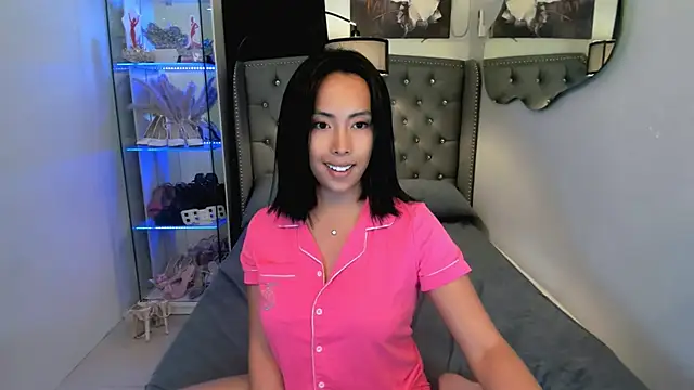 reighnempress online show from 6, 4, 2026