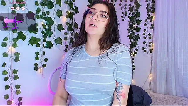 Samii Evans online show from 10, 10, 2025