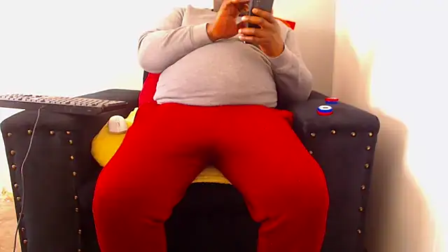Snapshot of zuluboyxx chatting on 5, 6, 2026 zuluboyxx online show from 5, 6, 2026