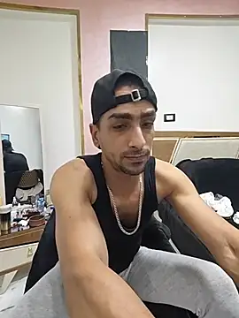 Snapshot of highguy chatting on 5, 8, 2026 highguy online show from 5, 8, 2026