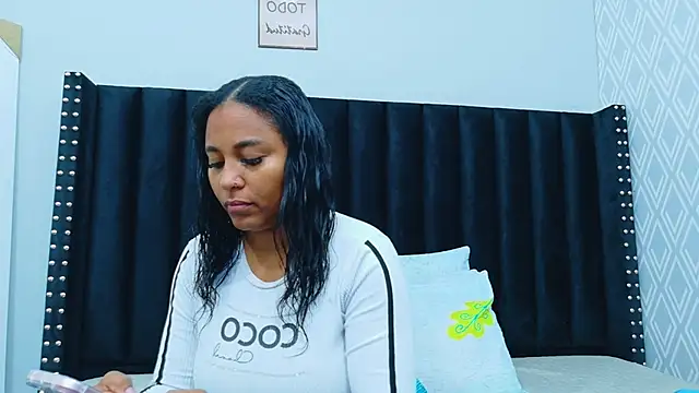 Snapshot of colombiamommy chatting on 24, 2, 2026 colombiamommy online show from 24, 2, 2026