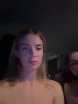 DoriDeluxe66 online show from 22, 3, 2025