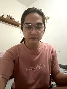 MarieLoveGlamorous online show from 12, 1, 2026