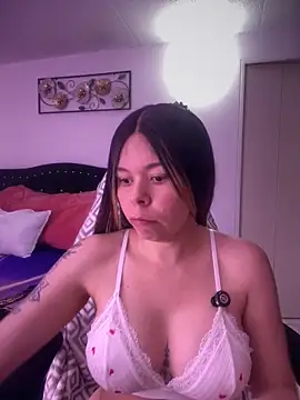 carolina16love online show from 19, 5, 2026