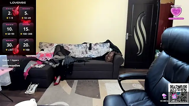 KandyHellenx online show from 6, 12, 2024