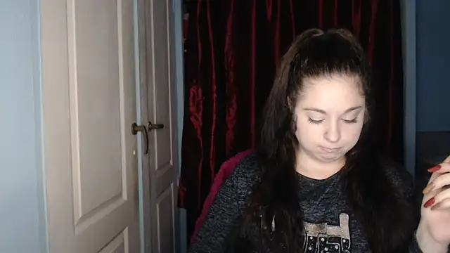 Snapshot of ryhhnnagold99 chatting on 19, 12, 2025 ryhhnnagold99 online show from 19, 12, 2025