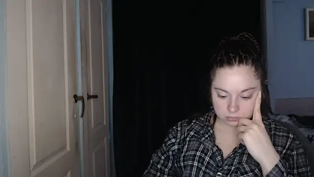 Snapshot of ryhhnnagold99 chatting on 6, 4, 2026 ryhhnnagold99 online show from 6, 4, 2026