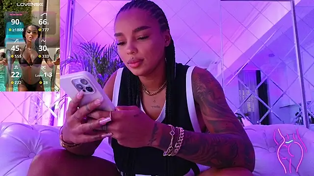 Snapshot of KimiBrown chatting on 25, 9, 2025 KimiBrown online show from 25, 9, 2025
