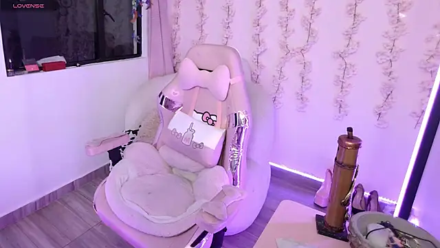 Nami usagi online show from 17, 1, 2026