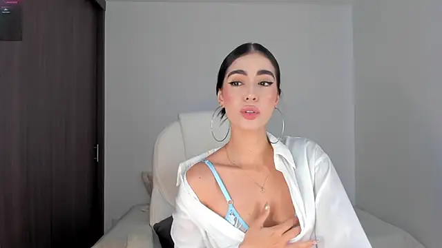 Snapshot of RebeccaBaxter chatting on 28, 2, 2025 RebeccaBaxter online show from 28, 2, 2025