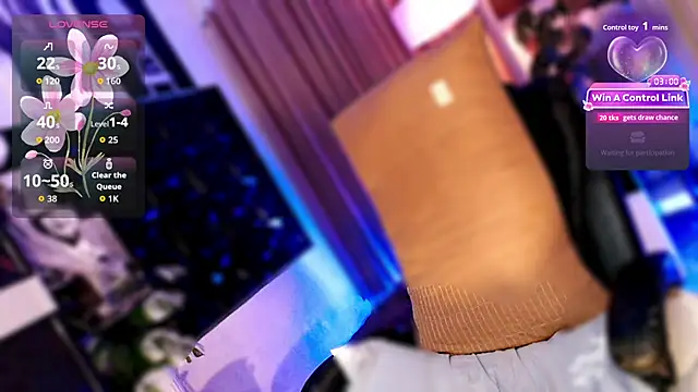 Snapshot of Thalia_Cambridge chatting on 4, 3, 2026 Thalia Cambridge online show from 4, 3, 2026